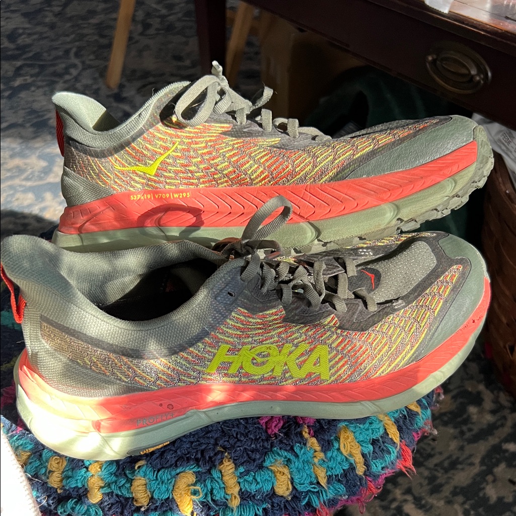 Men’s Hoka Sneakers Size 10
